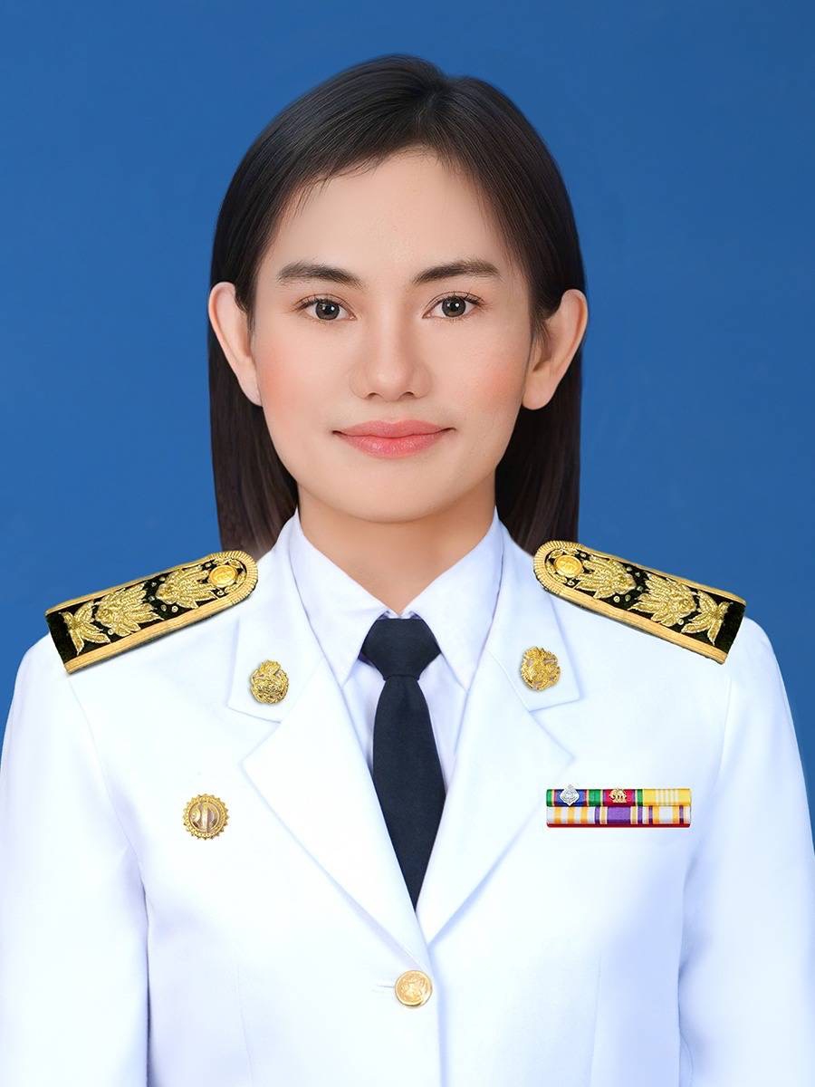 นางสาวสรสิรินทร์ สโมสร