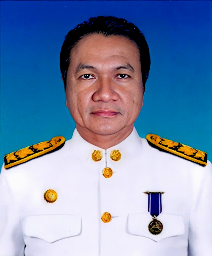 นายวัชกร ไข่แก้ว